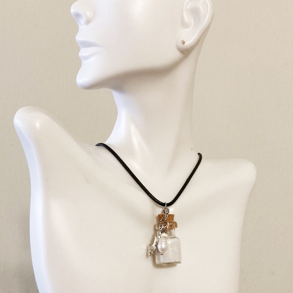 Magic natural beach sand quartz (siesta key beach, Florida) Necklace - Picture 11 of 17